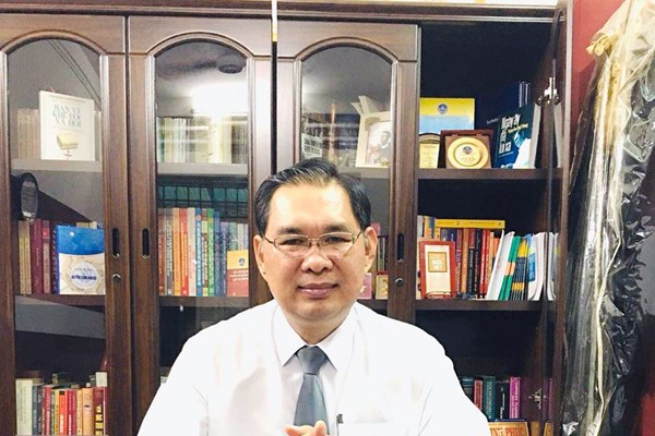 Sai phạm trong việc dùng “Thẻ công vụ”: Xử lý thế nào? - Anh 1
