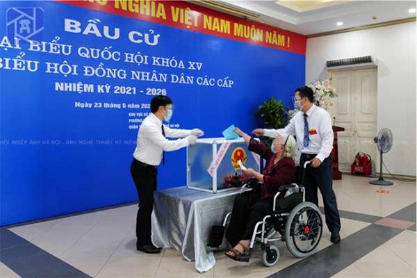 Cuộc thi Ảnh nghệ thuật Hà Nội lần thứ 51 năm 2021: Quá nhiều những... hoài nghi - Anh 2