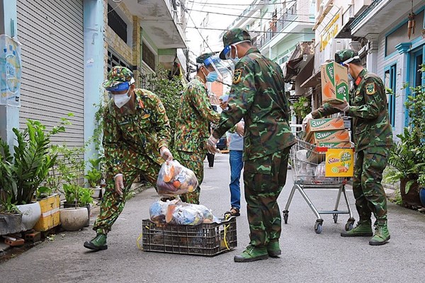 Không ai biết tên từng người lính - Anh 1