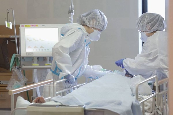 Nhật Bản xác nhận 18 trường hợp nhiễm biến thể Eta - Anh 1