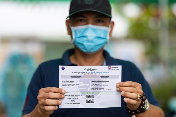 Bến Tre sớm trở về trạng thái bình thường mới với ứng dụng công nghệ trong phòng chống dịch - Anh 1
