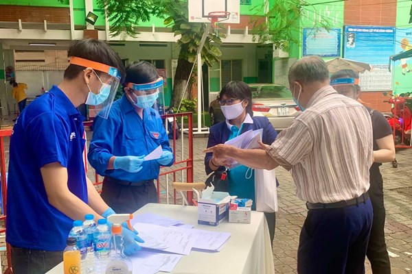 2.000 thanh niên tình nguyện tham gia hỗ trợ nhập dữ liệu tiêm chủng - Anh 1