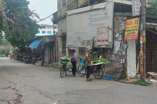 Nguy cơ lây đại dịch​​​​​​​ từ đường phố, ngõ ngách - Anh 1