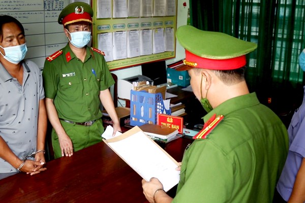 Bắt giam nhóm đối tượng nghi bảo kê tại cảng Hòn La - Anh 2