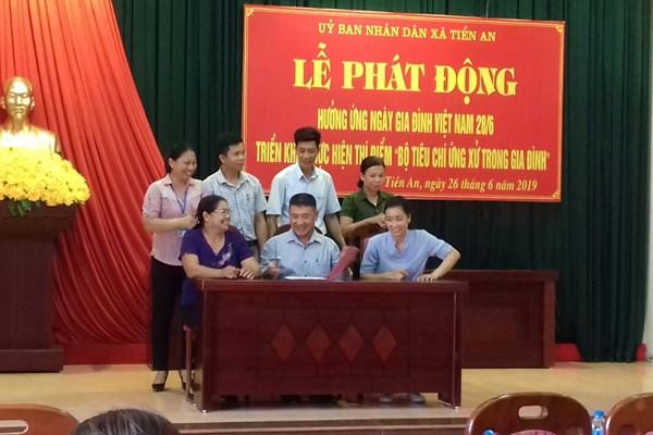 Báo cáo tổng kết tình hình thực hiện thí điểm Bộ tiêu chí ứng xử trong gia đình - Anh 1