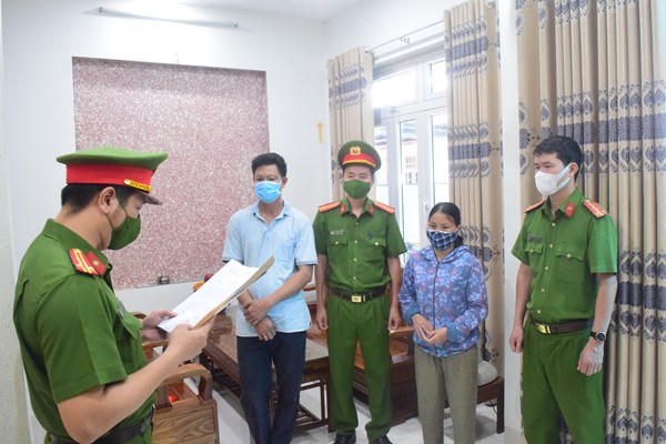 TT-Huế: Lừa góp tiền mua bán heo, bò để chiếm đoạt hơn 33 tỷ đồng - Anh 1