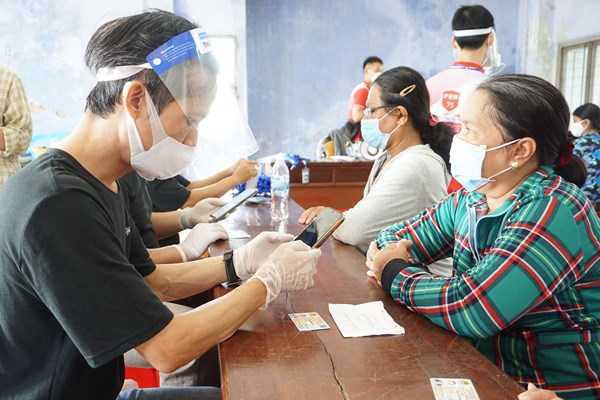 Đội hướng dẫn viên tình nguyện phòng, chống dịch - Anh 1