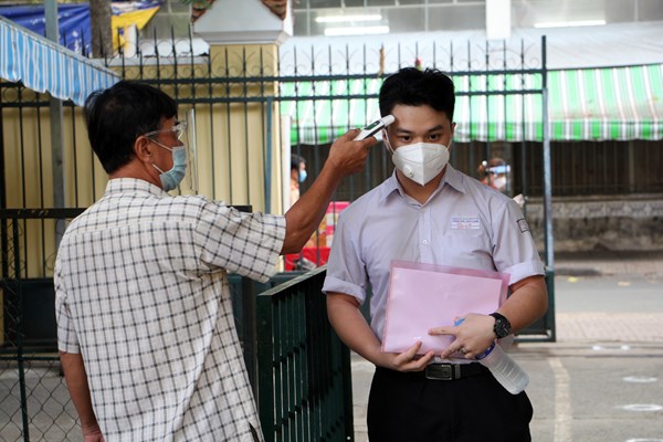 Bổ sung phương án tuyển sinh với thí sinh không tham dự thi tốt nghiệp do dịch bệnh - Anh 1