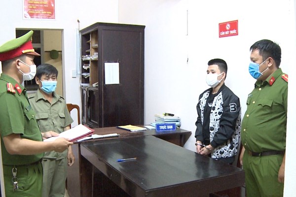 Bắt giữ thanh niên tham gia các hội nhóm đạo Thiên Chúa để lừa đảo, chiếm đoạt gần 8 tỷ đồng - Anh 1