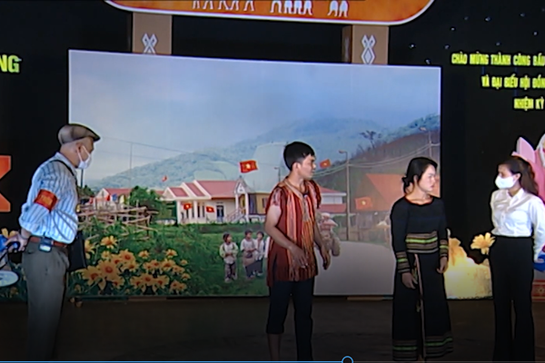 Hội thi tuyên truyền về bầu cử đại biểu Quốc hội trao 37 Huy chương vàng - Anh 1