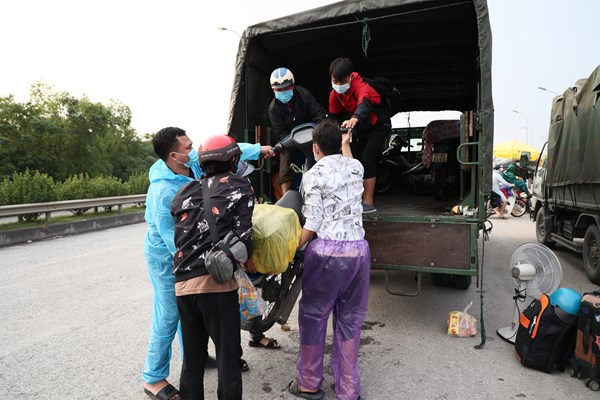 Công dân từ miền Nam ra Bắc: Đến Hà Nội là đường về nhà không còn xa... - Anh 4