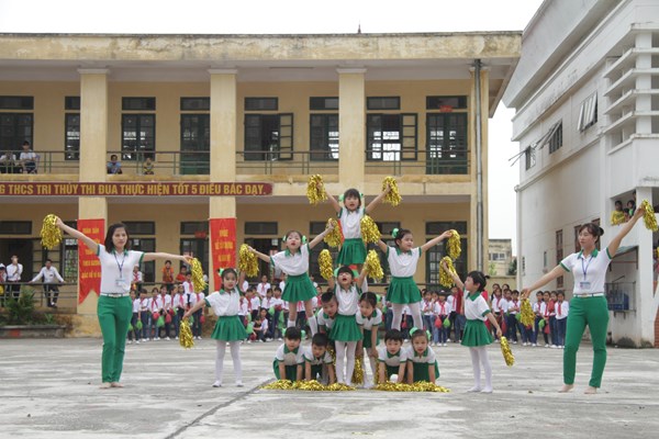 Tạo cú hích cho sự phát triển của thể thao học đường - Anh 1