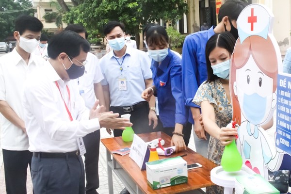 Kỳ thi tốt nghiệp THPT và tuyển sinh Đại học, Cao đẳng năm 2022: Yêu cầu cao hơn, quyết tâm hơn, quyết liệt hơn - Anh 1