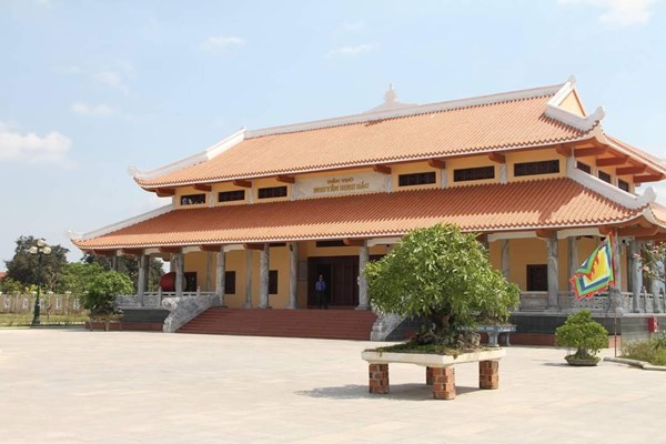 Quản lý hệ thống điện chiếu sáng tại Khu tưởng niệm cụ Nguyễn Sinh Sắc - Anh 1