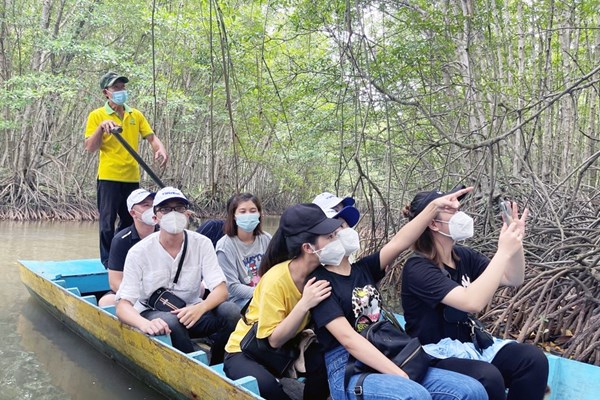 Kết nối điểm đến an toàn liên vùng - Anh 1