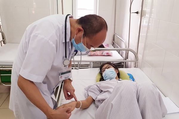 Cảnh báo bệnh nhân bị SXH nhưng không đến viện thăm khám - Anh 1