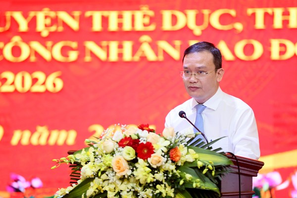 Tạo sức sống mới trong việc xây dựng đời sống văn hoá cho người lao động - Anh 9