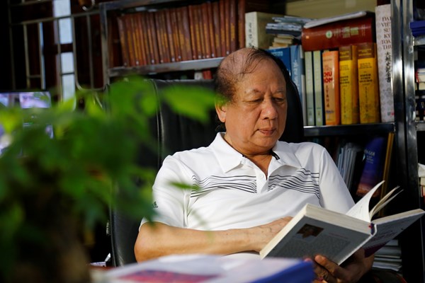 Người đưa chữ nôm Tày lên Internet - Anh 1