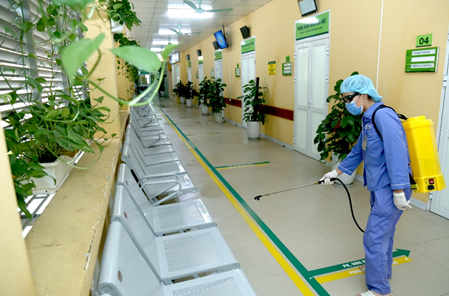 Bệnh viện Việt Đức hoạt động trở lại từ ngày 18.10 - Anh 1