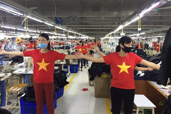 Đẩy mạnh hoạt động thể thao trong các khu công nghiệp - Anh 1