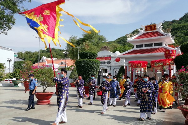 Xây dựng hồ sơ Lễ hội Vía Bà Chúa Xứ núi Sam trình UNESCO: Cần nhận diện cho được “đại diện chủ thể văn hóa” - Anh 1