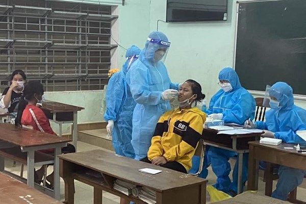 Quảng Nam: Khoanh vùng, phong tỏa tạm thời hai thôn có nguy cơ rất cao lây nhiễm Covid-19 - Anh 1