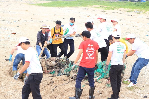 Sinh viên nhận học bổng toàn phần Đại học RMIT tiếp tục sứ mệnh vì môi trường - Anh 2