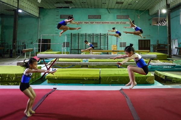 Festival Nhiếp ảnh trẻ năm 2021: Tiếp lửa đam mê cho những tay máy trẻ - Anh 1