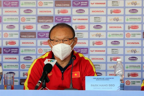 HLV Park Hang-seo: Mục tiêu của chúng tôi là vượt qua vòng loại - Anh 1