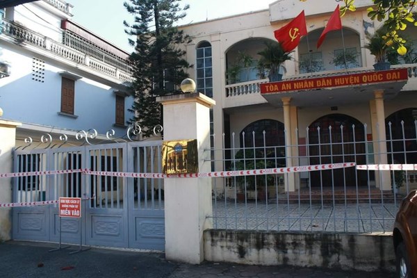 Cảnh giác, không để bùng lên đợt dịch mới - Anh 1