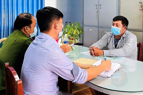 Phú Quốc bắt được nghi phạm giết người vứt xác dưới mương nước - Anh 1