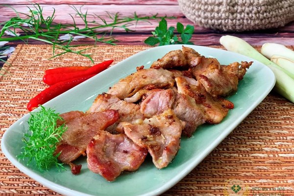 Thịt lợn muối sả chiên - Anh 1