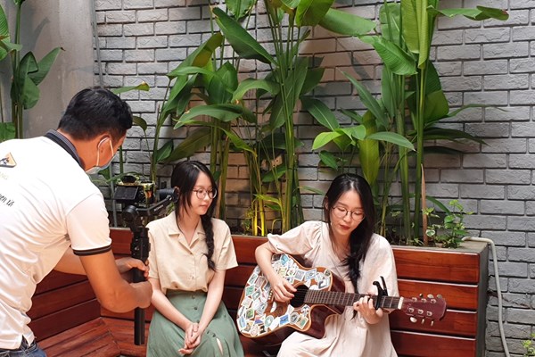 Cuộc thi “Gia đình ta cùng hát” - Lan tỏa những giá trị tốt đẹp về gia đình - Anh 2