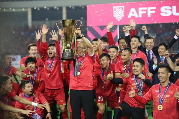 Các trận đấu tại AFF Cup 2020 diễn ra trên sân cỏ tự nhiên - Anh 1