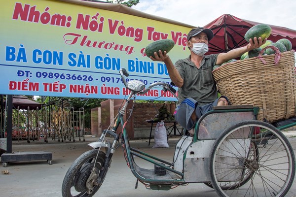 Chín mươi ngày đêm vì người dân Sài Gòn: Qua cơn hoạn nạn mới hiểu lòng nhau - Anh 1