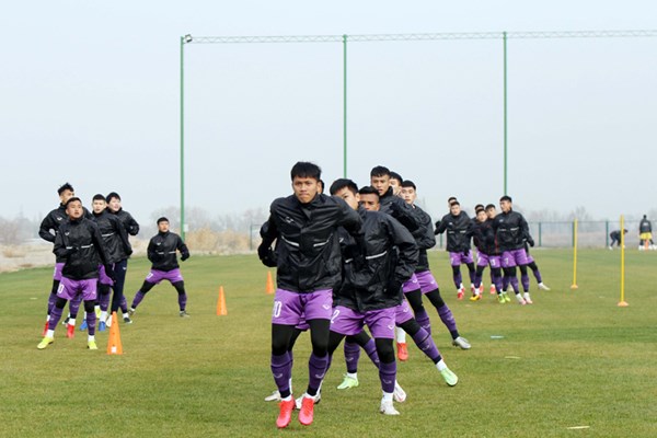 U23 Việt Nam tập nhiều phương án để chuẩn bị thi đấu với U23 Myanmar - Anh 1
