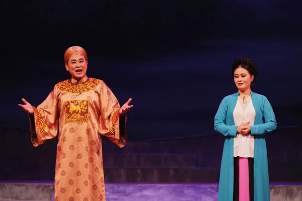 Vở Hồng Hà nữ sĩ: Đậm chất Chèo cổ, trữ tình và sâu lắng - Anh 4