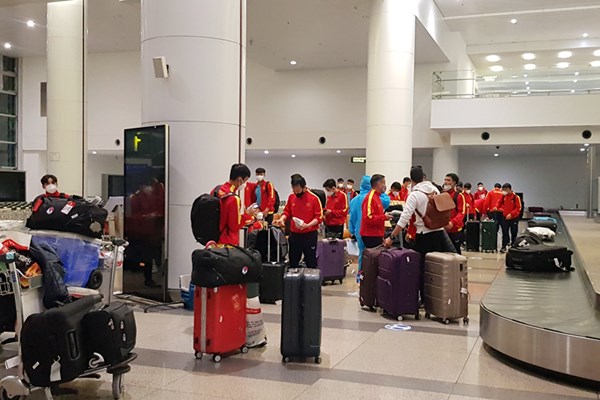 Tuyển U23 Việt Nam về nước sau hành trình tại vòng loại giải U23 châu Á - Anh 1