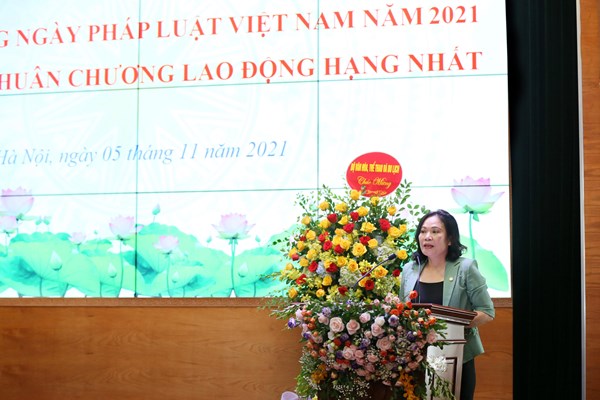 Đầu tư cho công tác thể chế là đầu tư cho sự phát triển - Anh 8