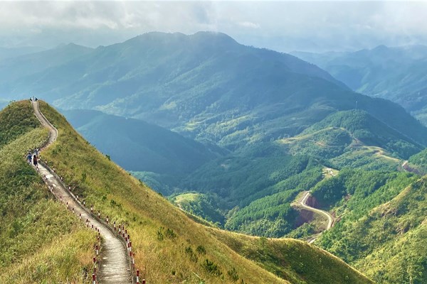 Khởi động lại thị trường du lịch: Người dân còn e ngại, địa phương còn nỗi lo... - Anh 1