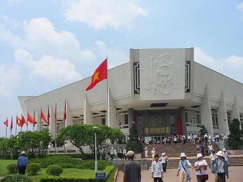 Hội nghị​​​​​​​ “ Chấn hưng văn hóa ” - Anh 1