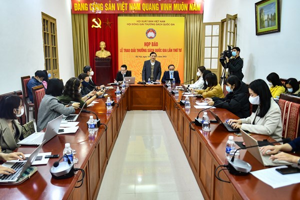 Giải thưởng Sách quốc gia lần thứ tư: Tôn vinh những cuốn sách giá trị - Anh 2
