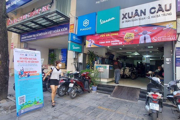 Đổi xe máy cũ lấy xe mới: Người dân vẫn chưa mặn mà - Anh 1