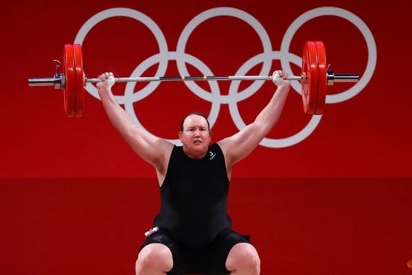 IOC sẽ ban hành hướng dẫn mới cho các VĐV chuyển giới - Anh 1