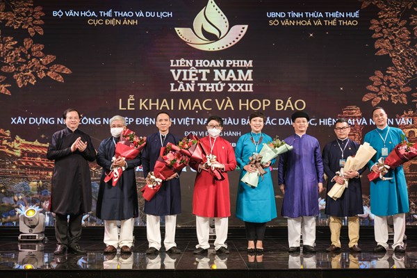 Khai mạc Liên hoan phim Việt Nam lần thứ XXII: Tinh gọn, đặc sắc - Anh 10