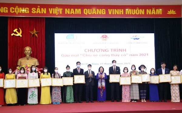 Thấu hiểu khó khăn của thầy cô giáo trong giai đoạn phòng, chống dịch Covid-19 - Anh 3