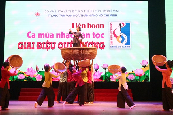 Tâm thức văn hóa dân tộc với sự nghiệp xây dựng và bảo vệ Tổ quốc giai đoạn hiện nay - Anh 3