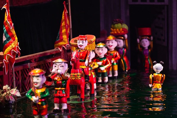 Những người trẻ đam mê rối nước - Anh 1
