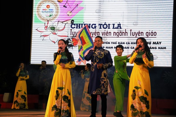 Quảng Nam: Trao 12 giải thưởng hội thi Báo cáo viên, Tuyên truyền viên giỏi - Anh 2
