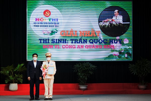 Quảng Nam: Trao 12 giải thưởng hội thi Báo cáo viên, Tuyên truyền viên giỏi - Anh 3